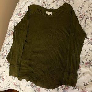 ARITZIA GOLDEN SWEATER